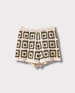 Short Carmen