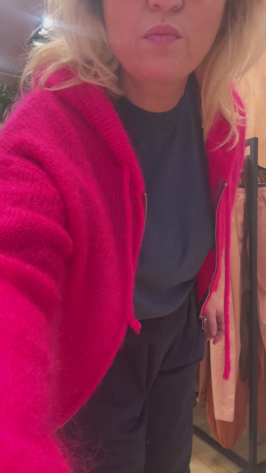 Gilet Capucine — vidéo portée sans son 508