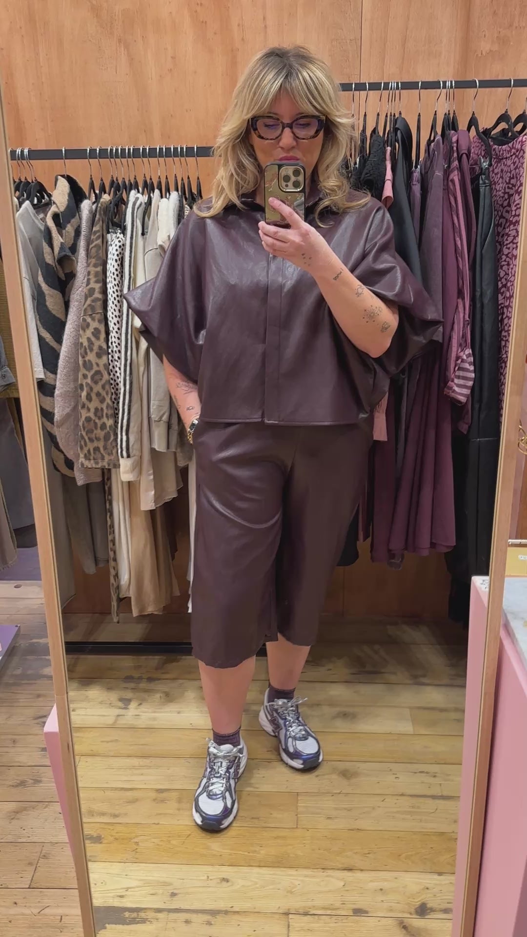 Chemise Lana et bermuda Tania prune — essayage en boutique