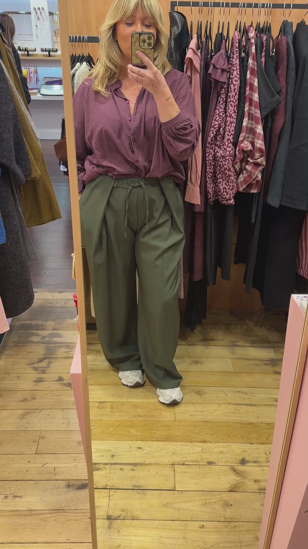 Pantalon oscar — vidéo sans son
