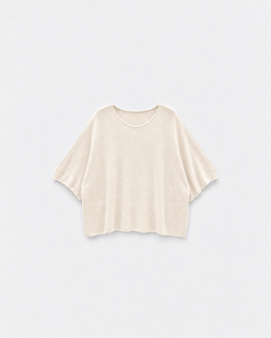 Pull Lola Ecru — flat sur fond gris
