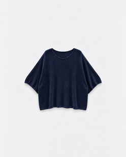 Pull Lola Marine notte — flat sur fond gris