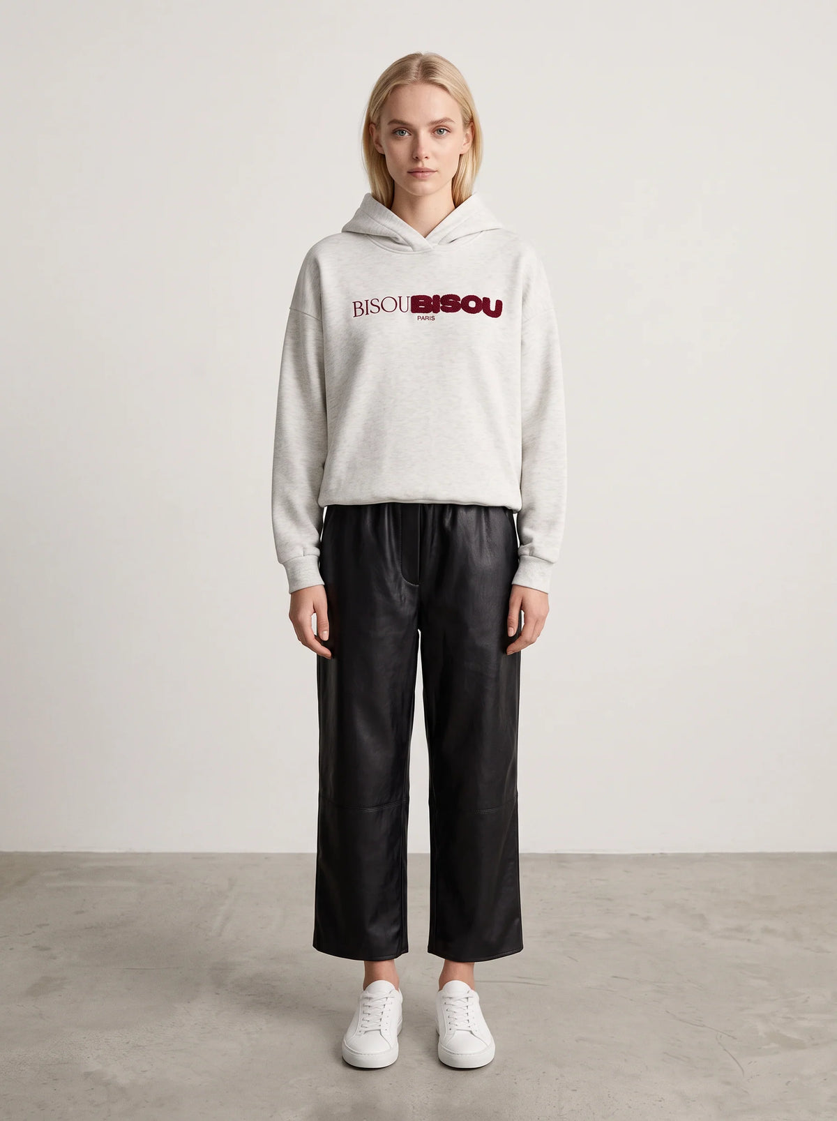 Sweat Bisou porté – vue de face