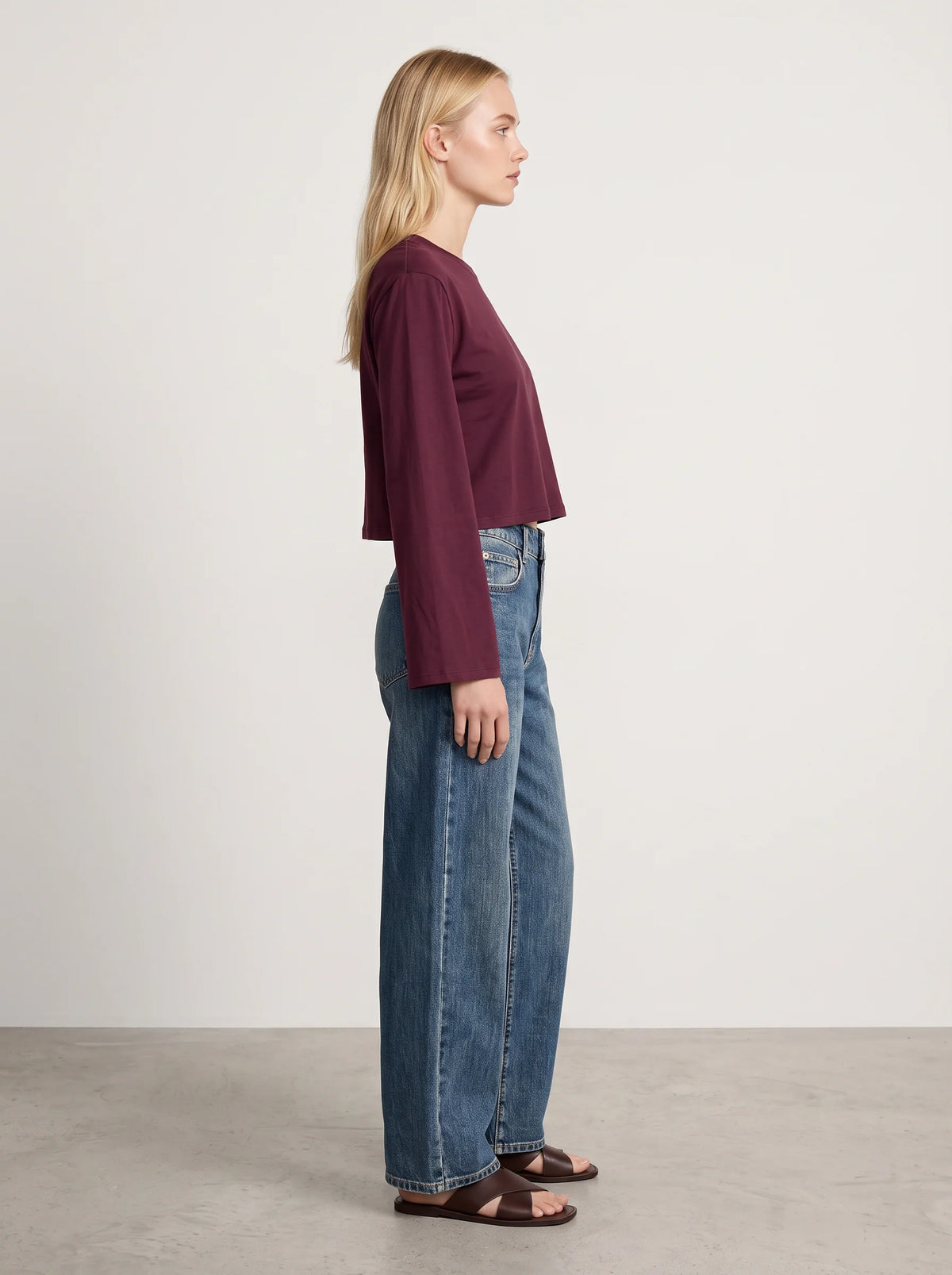 Tee-shirt Paulette porté – vue de profil